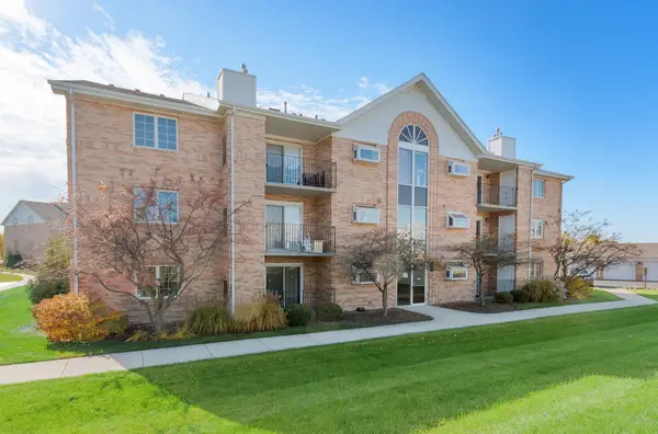 18302 Robin Lane #D1, Homewood, IL 60430