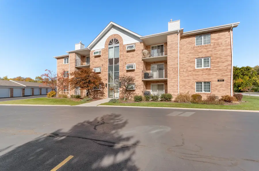 18302 Robin Lane #D1, Homewood, IL 60430 - #2
