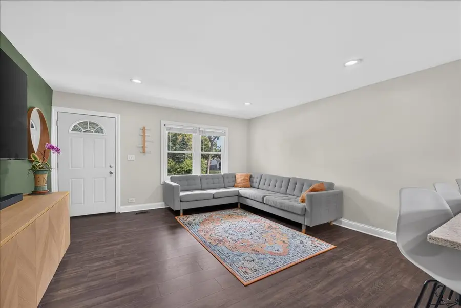 2921 Everglade Avenue, Woodridge, IL 60517 - #2