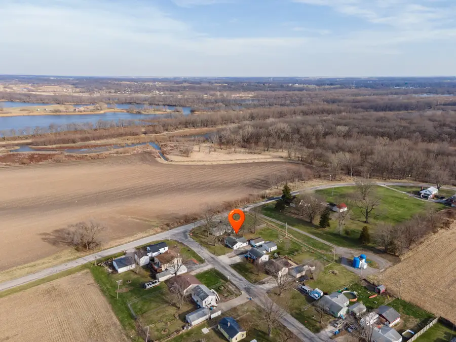 17122 10th Avenue, Carbon Cliff, IL 61239 - #2