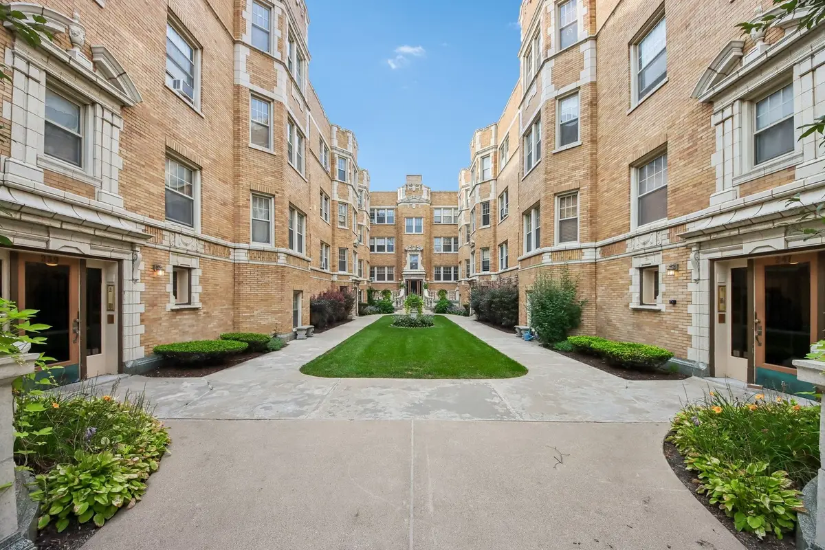 Address Withheld By Seller, Oak Park, IL 60302 - #1