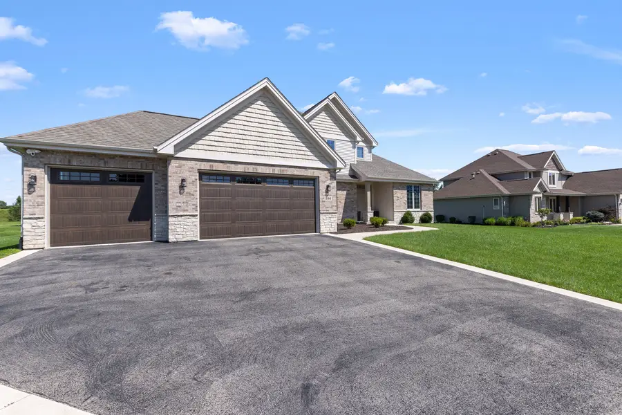 296 Club House Drive, Cherry Valley, IL 61016 - #2