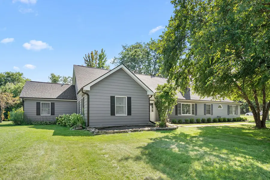 1195 Longmeadow Road, Northbrook, IL 60062 - #2