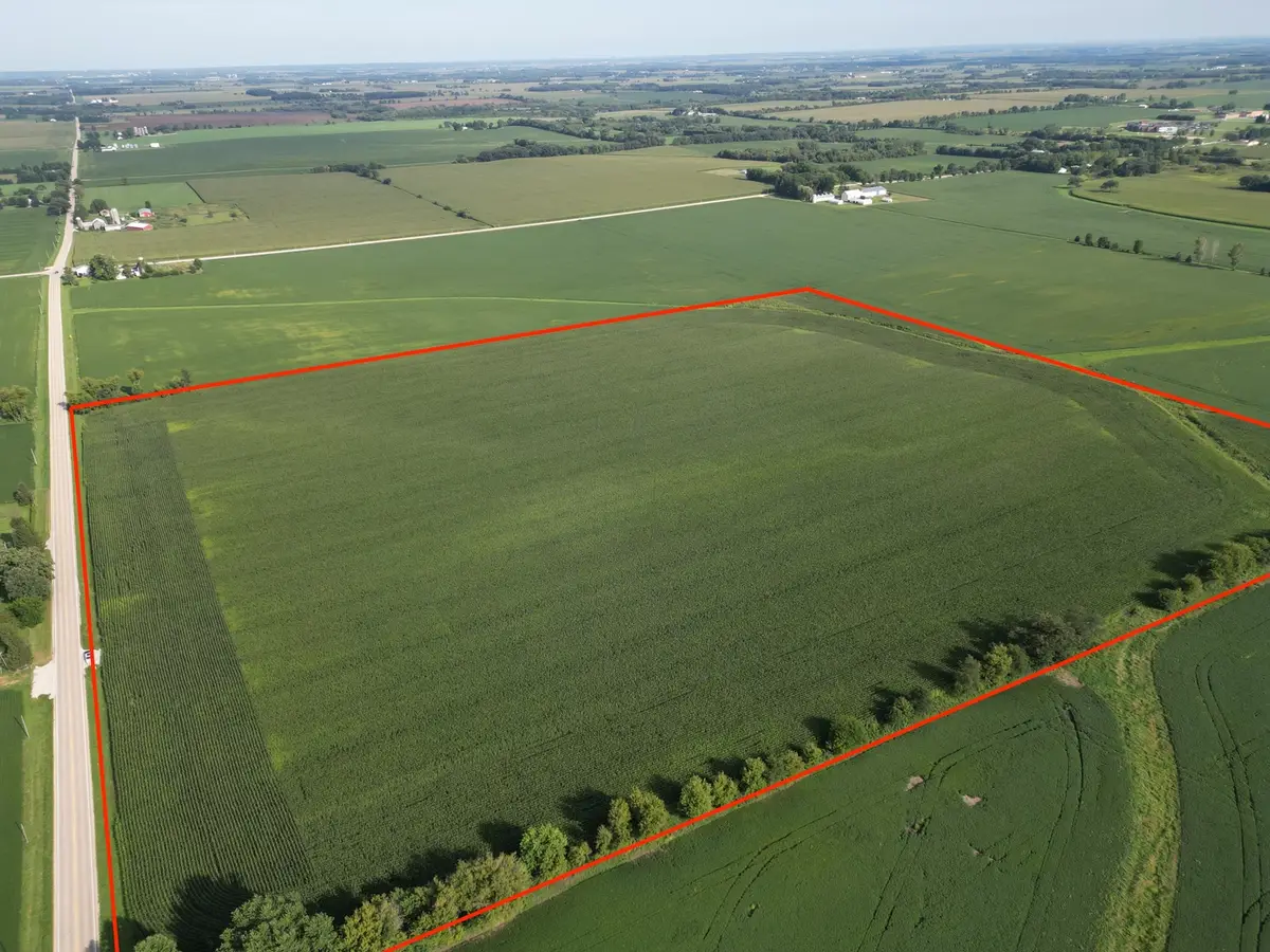 000 Hunter Road, Poplar Grove, IL 61065 - #1