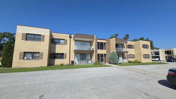 18320 Cherry Creek Drive #4, Homewood, IL 60430