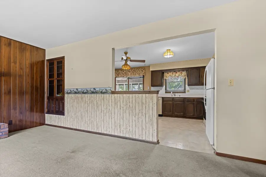 601 Windfield Lane, Machesney Park, IL 61115 - #3