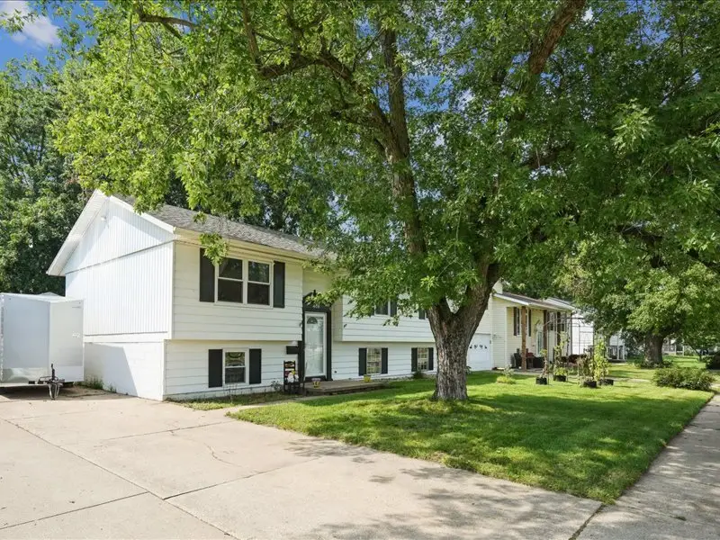 409 15th Place, Camanche, IA 52730 - #2