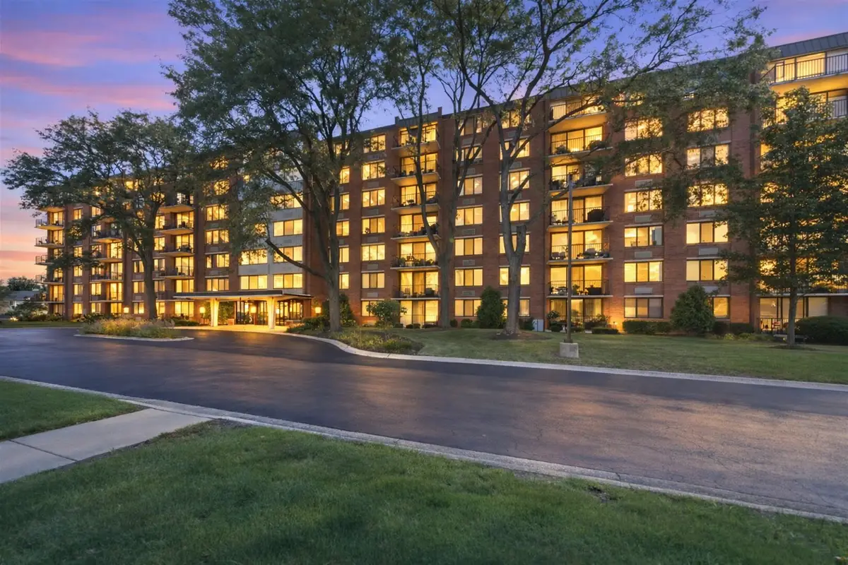 2000 Saint Regis Drive #4H, Lombard, IL 60148 - #1