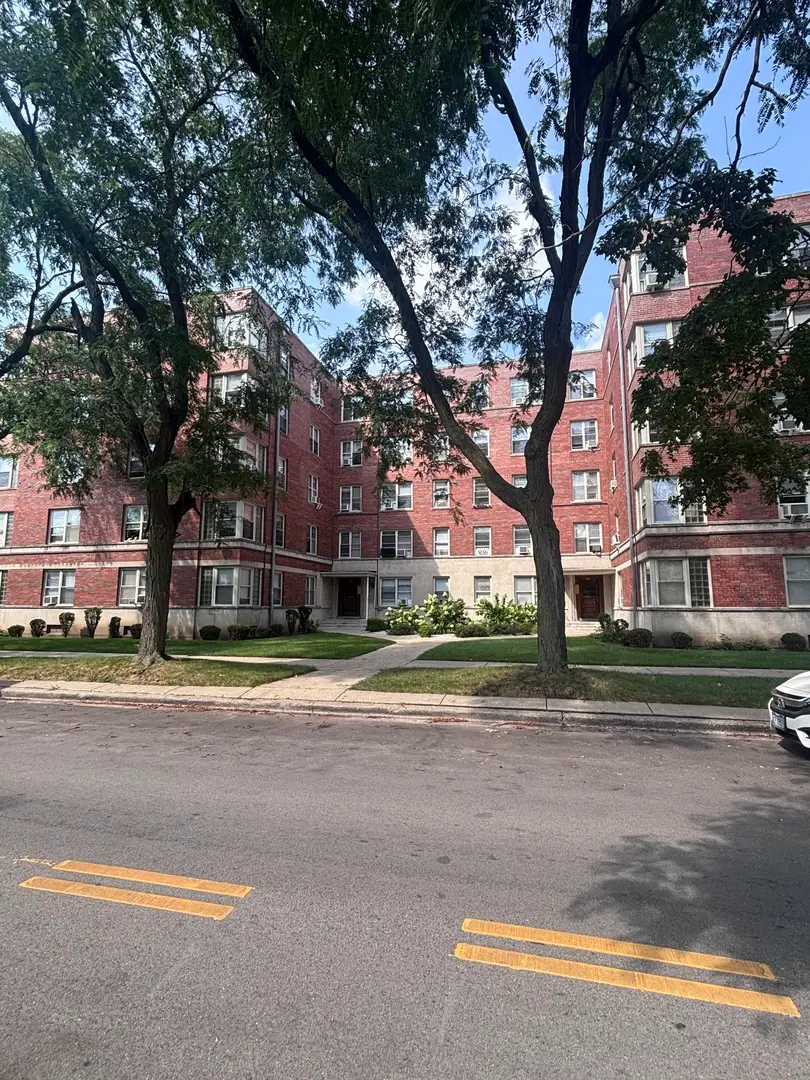 2610 W Balmoral Avenue #103, Chicago, IL 60625 - #1