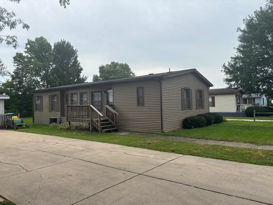 17 Cedar Lane, Sandwich, IL 60548 - #3