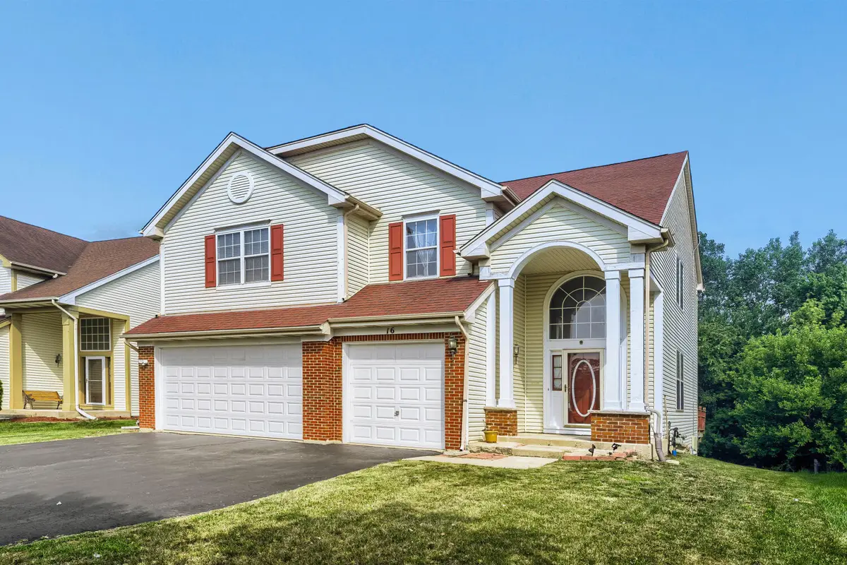 16 Clover Circle, Streamwood, IL 60107 - #1