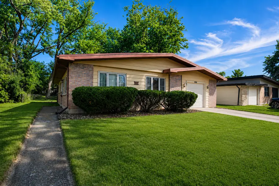 322 Sioux Street, Park Forest, IL 60466 - #2
