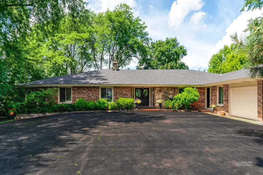 2432 Federal Court, Long Grove, IL 60047 - #2