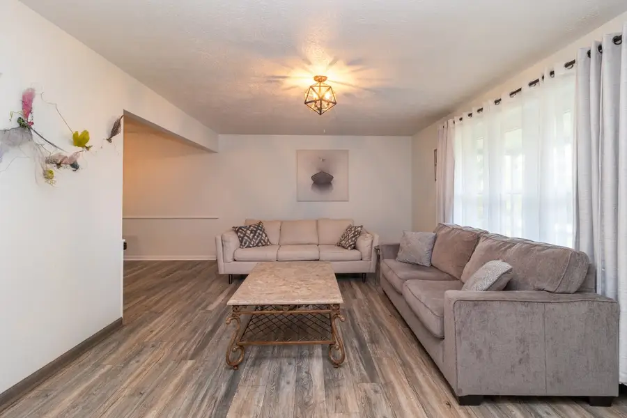 6808 Laurel Cherry Drive, Rockford, IL 61108 - #3