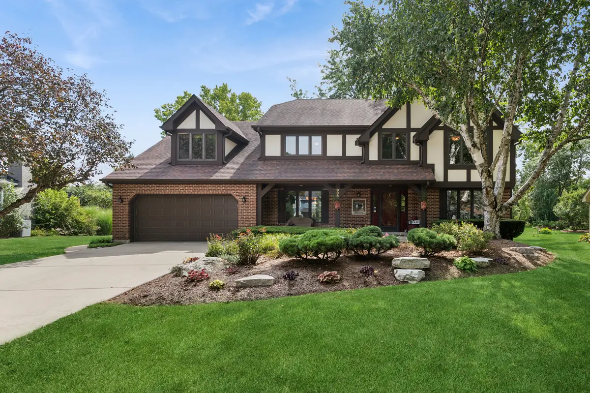 808 Lyndhurst Court, Naperville, IL 60563 - #1