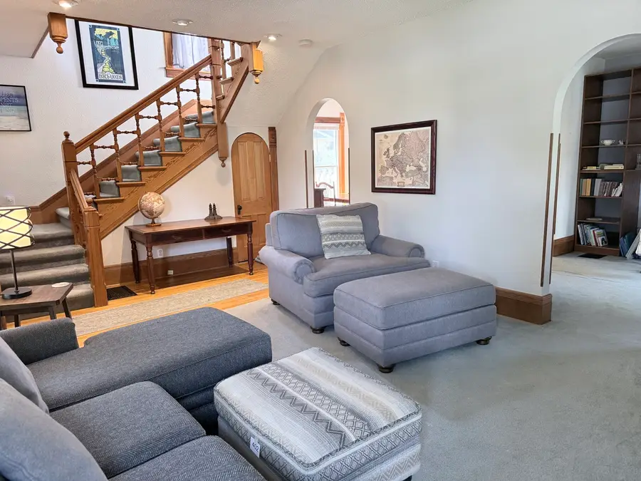 1228 W Lincoln Boulevard, Freeport, IL 61032 - #3