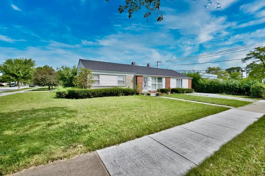 6948 Beckwith Road, Morton Grove, IL 60053 - #2