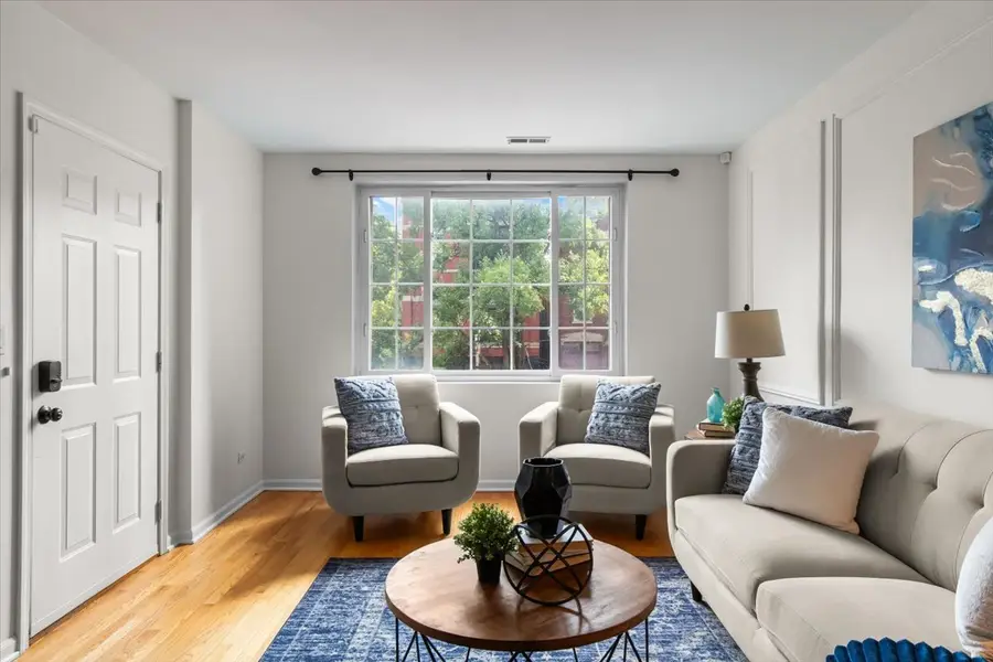 1436 N Bosworth Avenue #2, Chicago, IL 60642 - #3