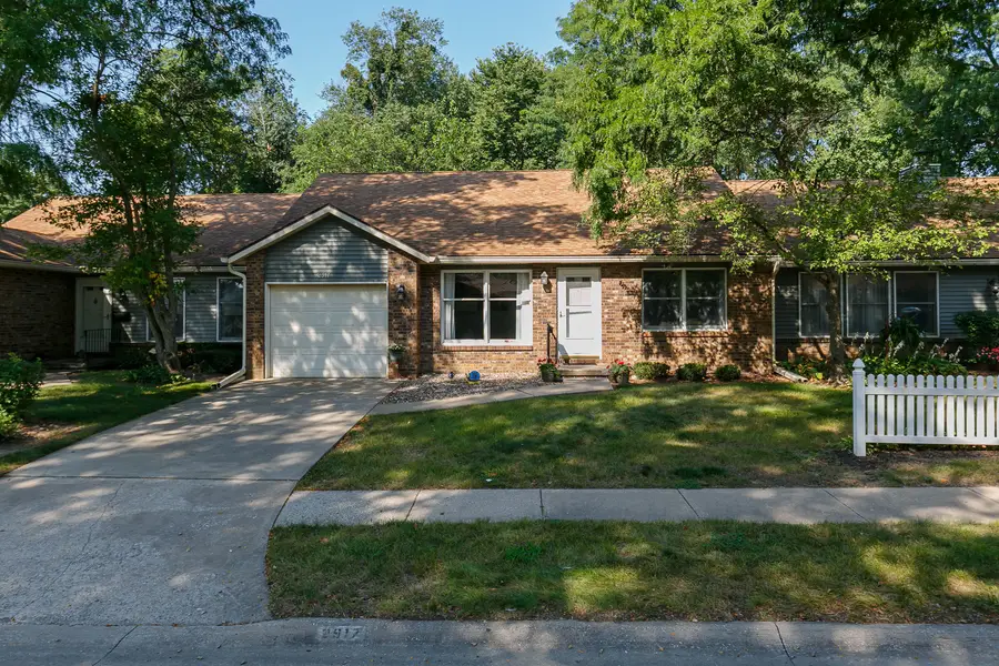 2917 4th Street, Moline, IL 61265 - #2