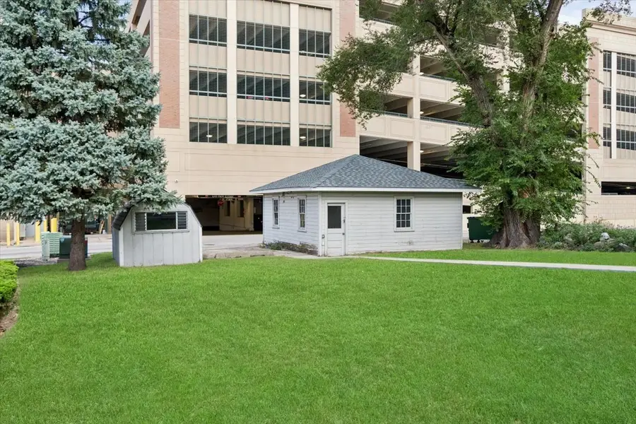 135 Aurora Avenue, Naperville, IL 60540 - #3