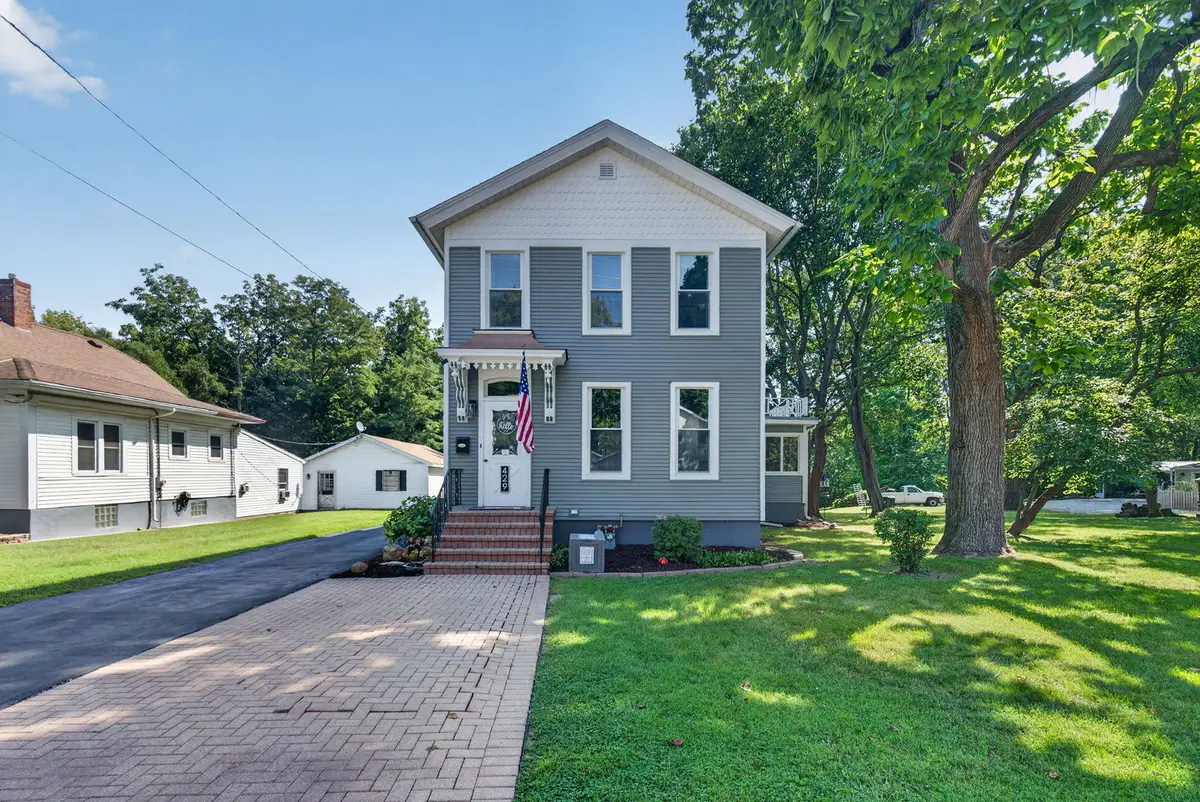 429 West Avenue, Morris, IL 60450 - #1