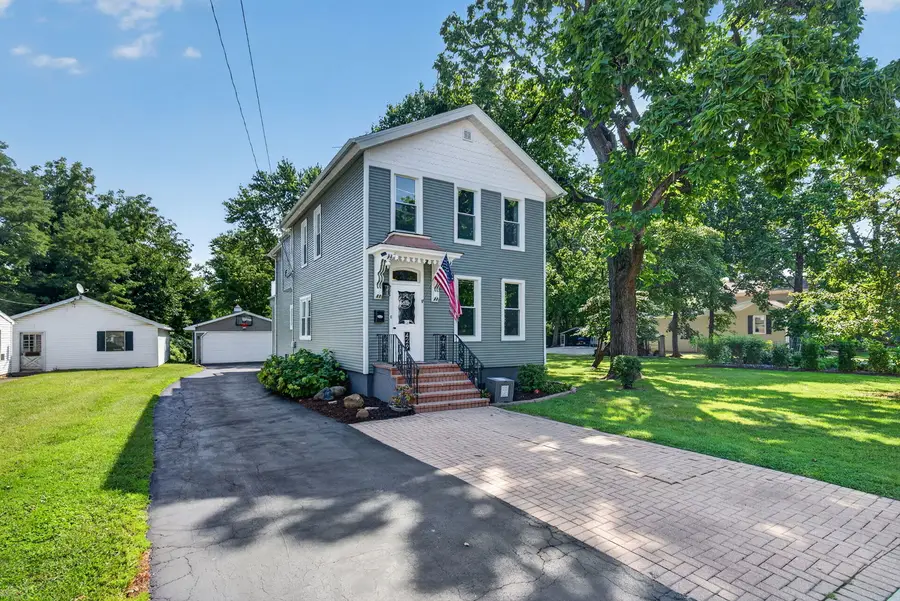 429 West Avenue, Morris, IL 60450 - #2