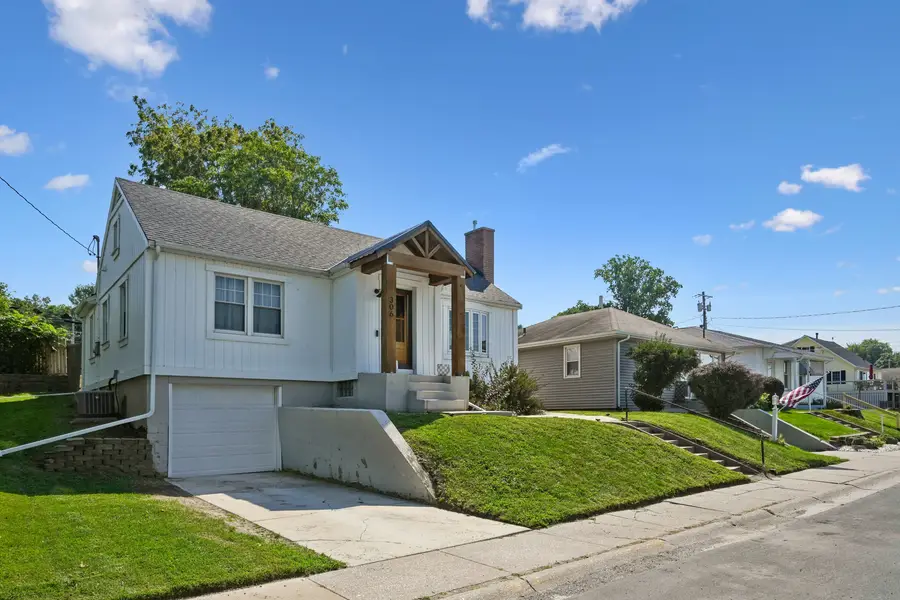 306 N Main Street, Port Byron, IL 61275 - #2