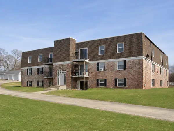 3120 Jacqueline Drive #12, Rockford, IL 61109