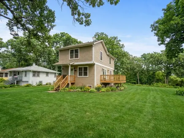3108 Park Drive, Wonder Lake, IL 60097