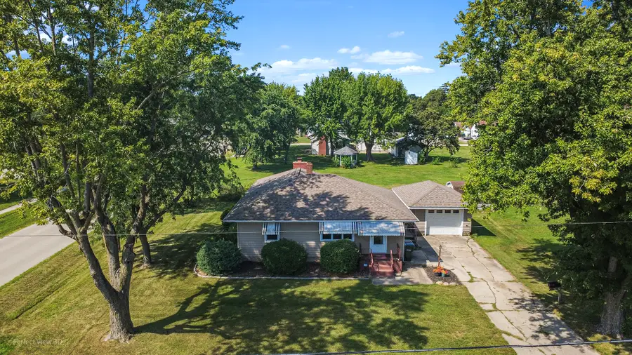 110 N Lincoln Street, Coal City, IL 60416 - #2