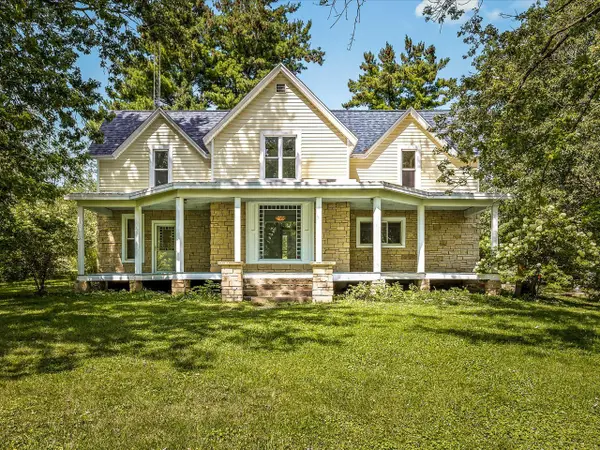 1112 W Saint James Road, Orangeville, IL 61060