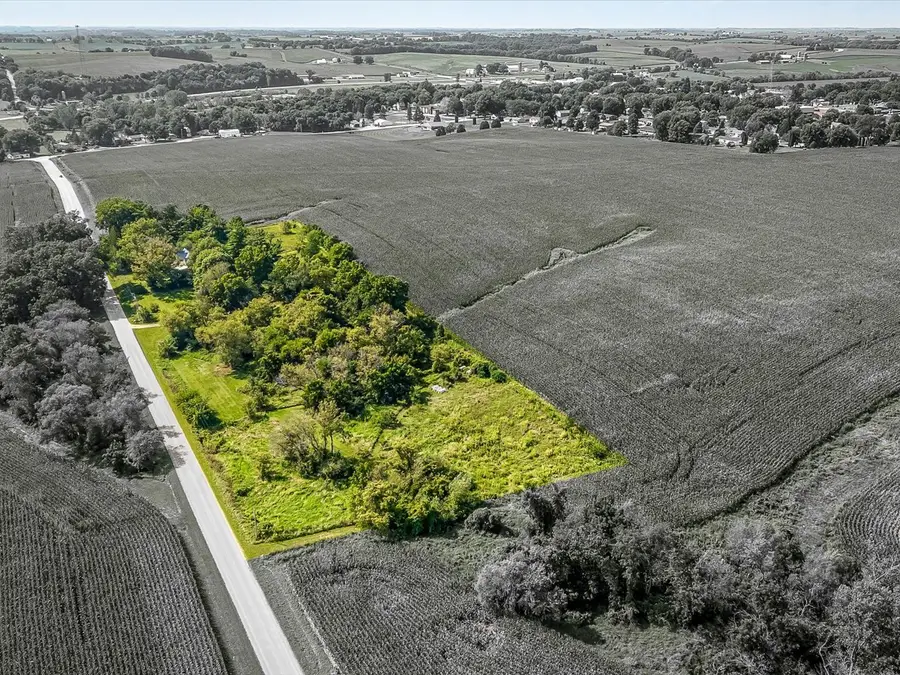 1112 W Saint James Road, Orangeville, IL 61060 - #3