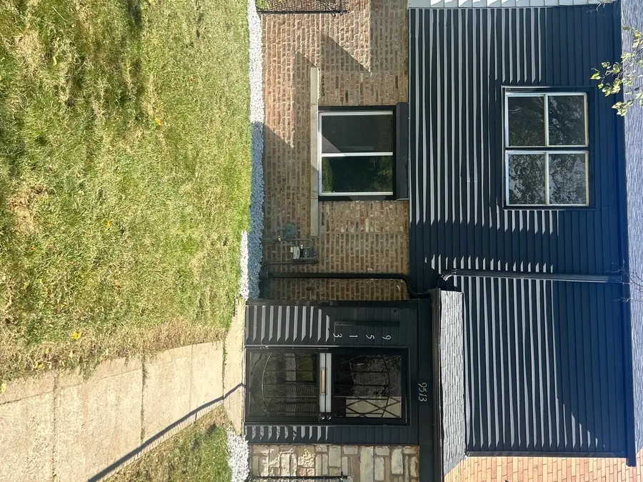 9513 S Merrion Avenue, Chicago, IL 60617 - #2