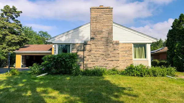 1247 Oakmont Avenue, Flossmoor, IL 60422