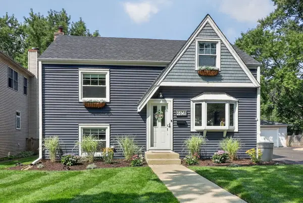 4608 Pershing Avenue, Downers Grove, IL 60515
