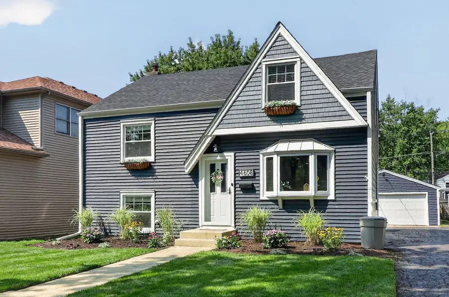 4608 Pershing Avenue, Downers Grove, IL 60515 - #2