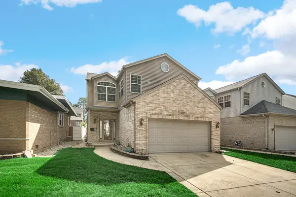 8815 S Talman Avenue, Evergreen Park, IL 60805