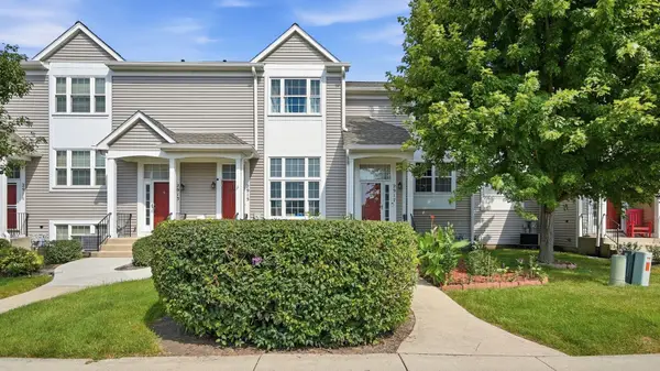 2917 Shelly Lane #2917, Aurora, IL 60504