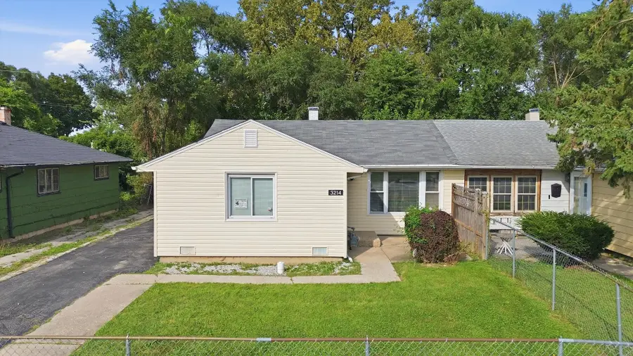 3214 Mcbreen Avenue, Robbins, IL 60472 - #2