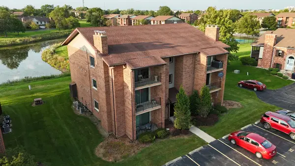 9900 Treetop Drive #2E, Orland Park, IL 60462