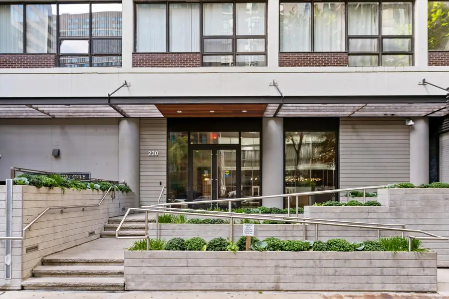 230 E Ontario Street #1905, Chicago, IL 60611 - #2