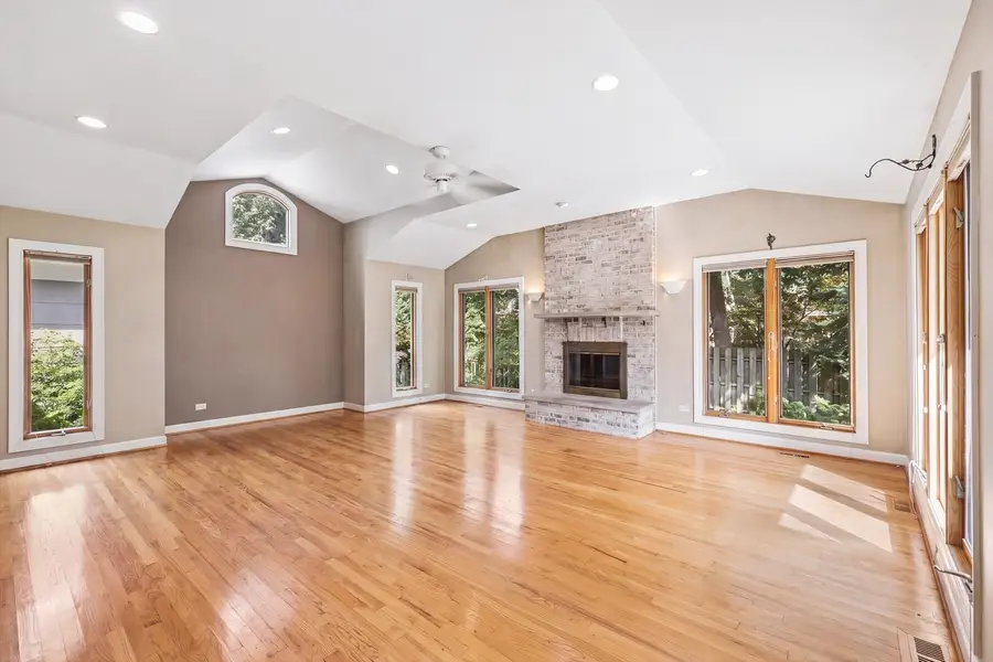 309 Forest Knoll Road, Lake Bluff, IL 60044 - #3