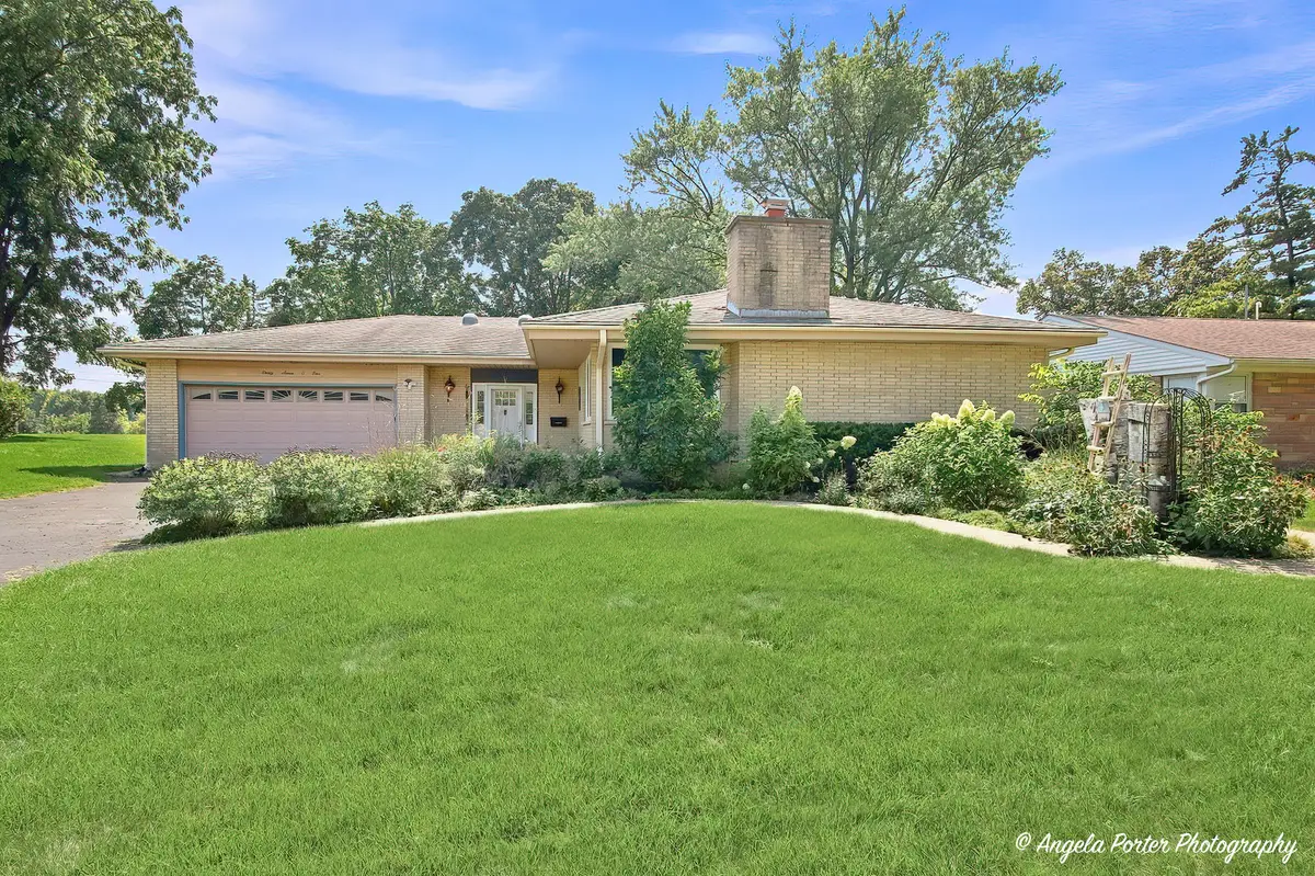 3705 W Young Street, McHenry, IL 60050 - #1