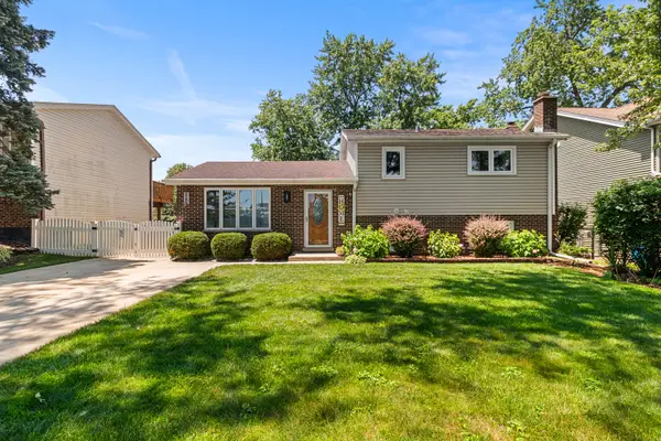786 N Parker Street, Elmhurst, IL 60126
