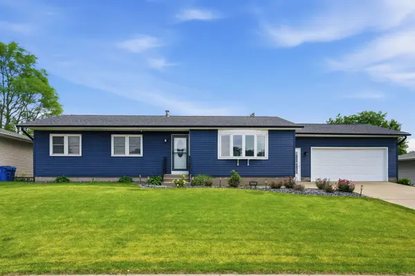 349 W Cedar Lane, Walcott, IA 52773