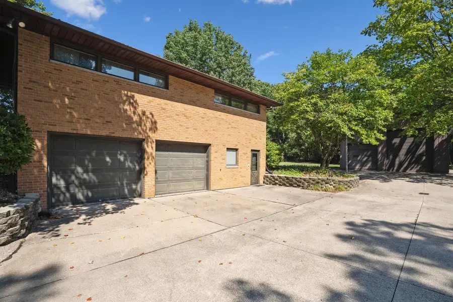 3310 Archer Drive, East Moline, IL 61244 - #3