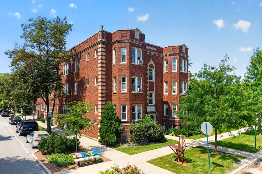 845 S Humphrey Avenue #1, Oak Park, IL 60304 - #2