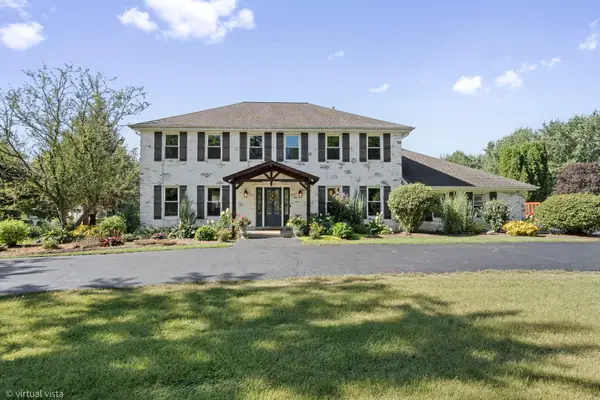 6N066 Chambellan Lane, Wayne, IL 60184