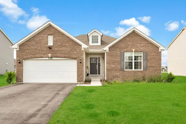 135 S Devoe Drive, Oswego, IL 60543