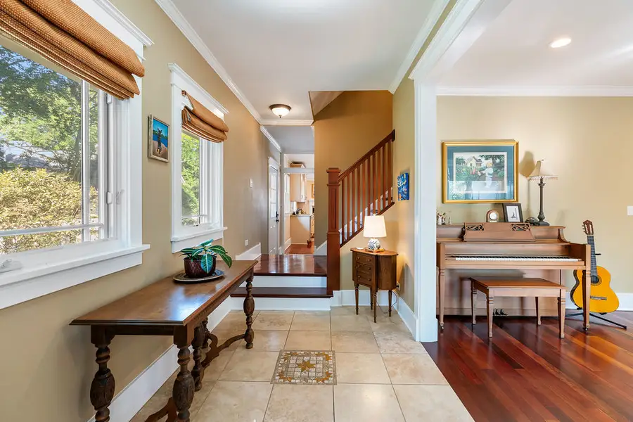 216 4th Street, Wilmette, IL 60091 - #3